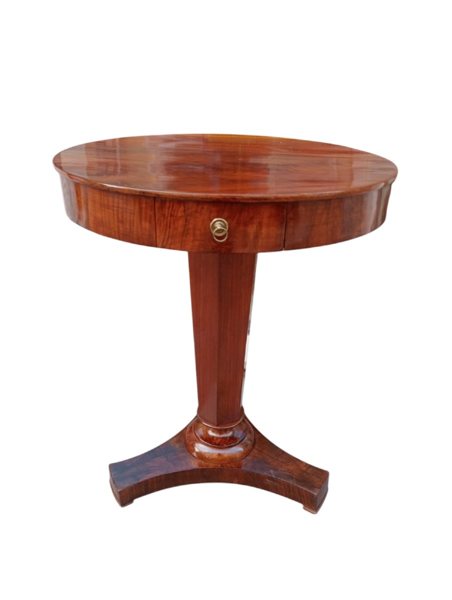 Directoire Table