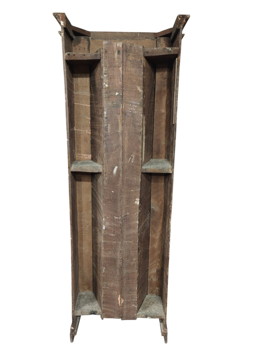 Handcrafted Lacquered Display Cabinet-photo-3