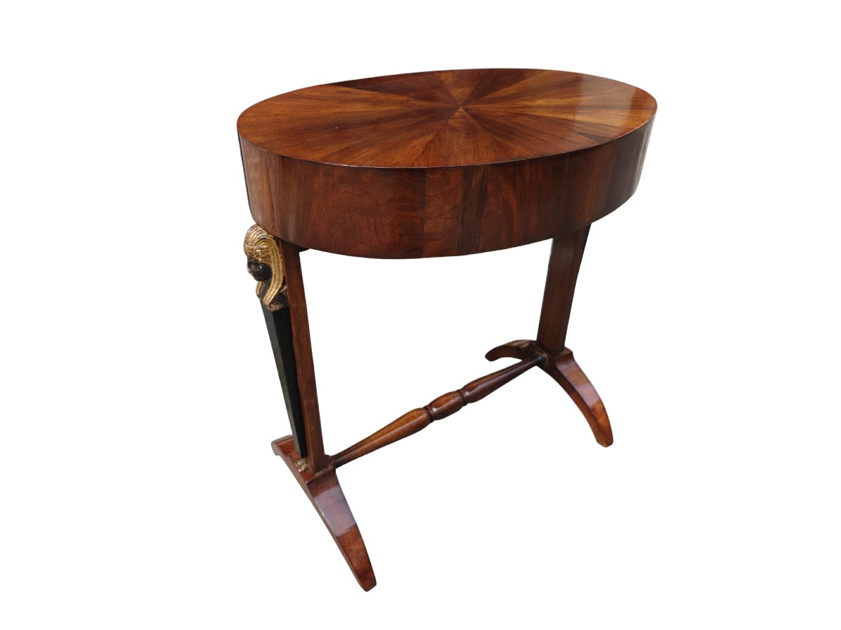 Retour D’égypte Small Table