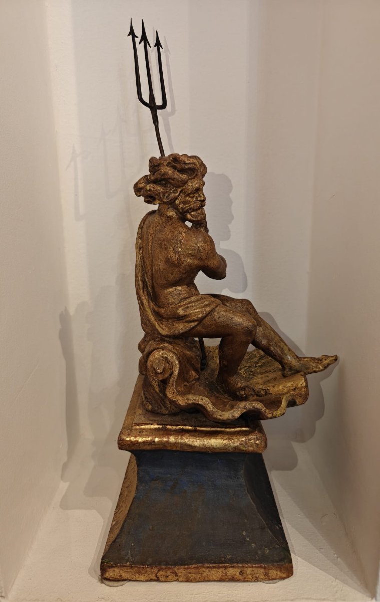 Neptune en bois doré-photo-3