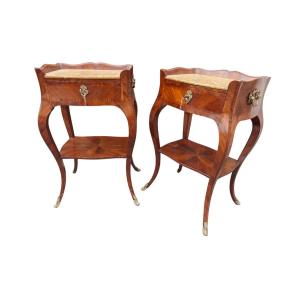 Paire de tables de chevet Louis XV