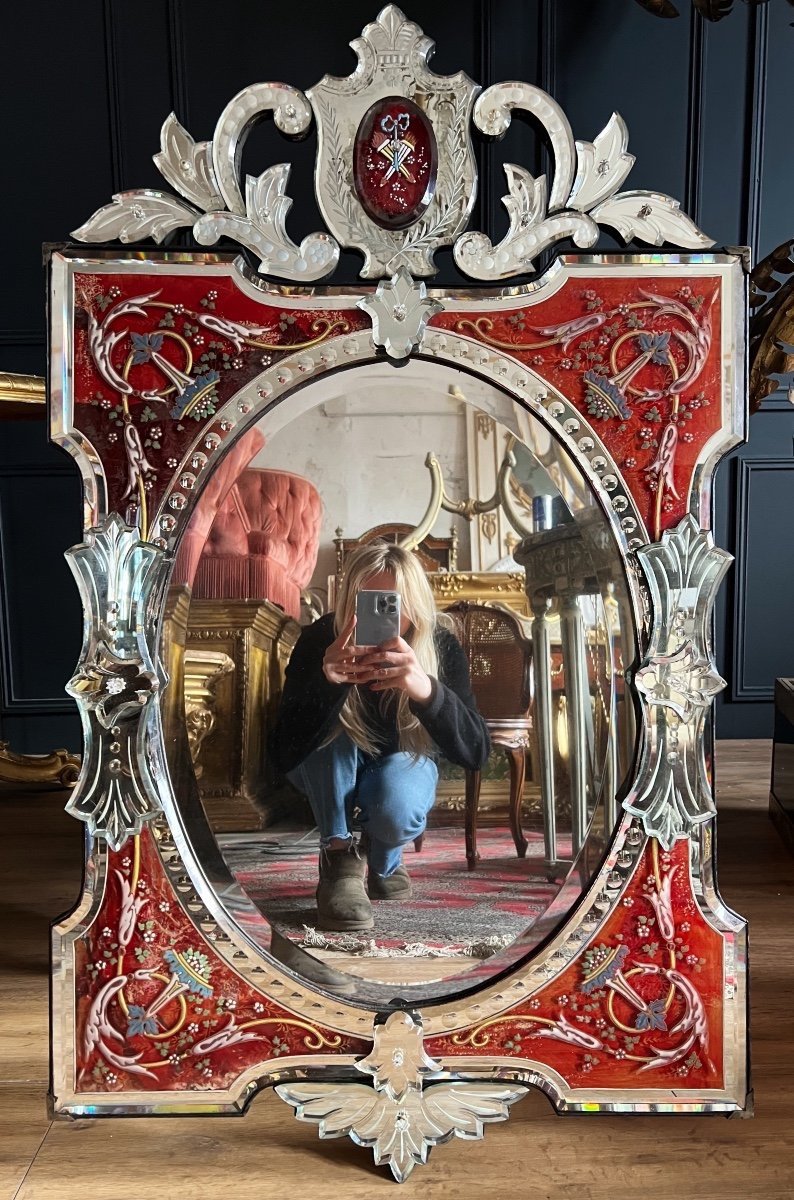 Napoleon III Period Venice Mirror In Red Glass With Floral Decor - Nineteenth-photo-4