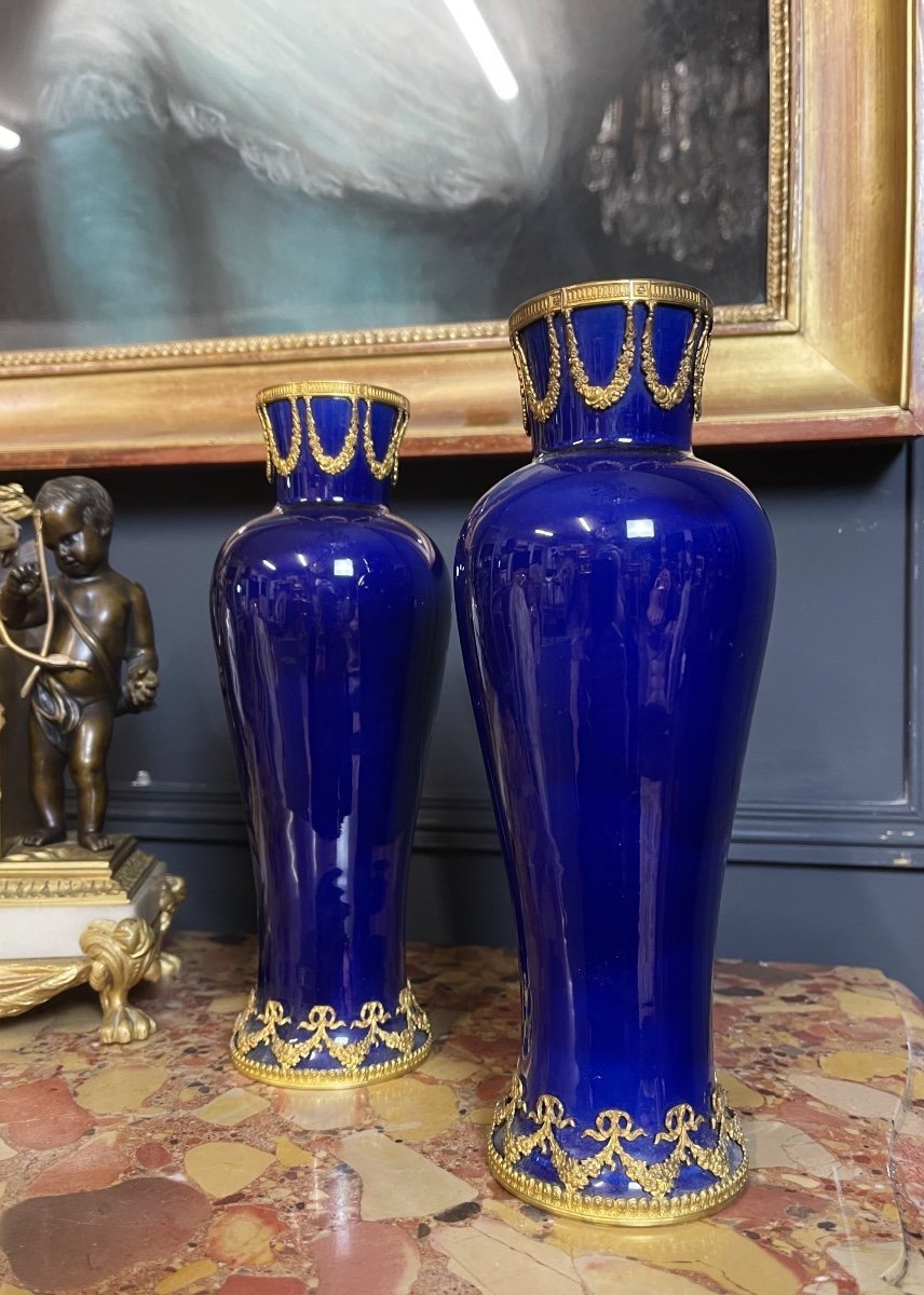 Pair Of Napoleon III Period Vases In Porcelain Decorated With Gilt Bronze-photo-2