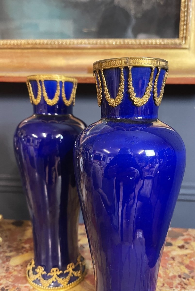 Pair Of Napoleon III Period Vases In Porcelain Decorated With Gilt Bronze-photo-4