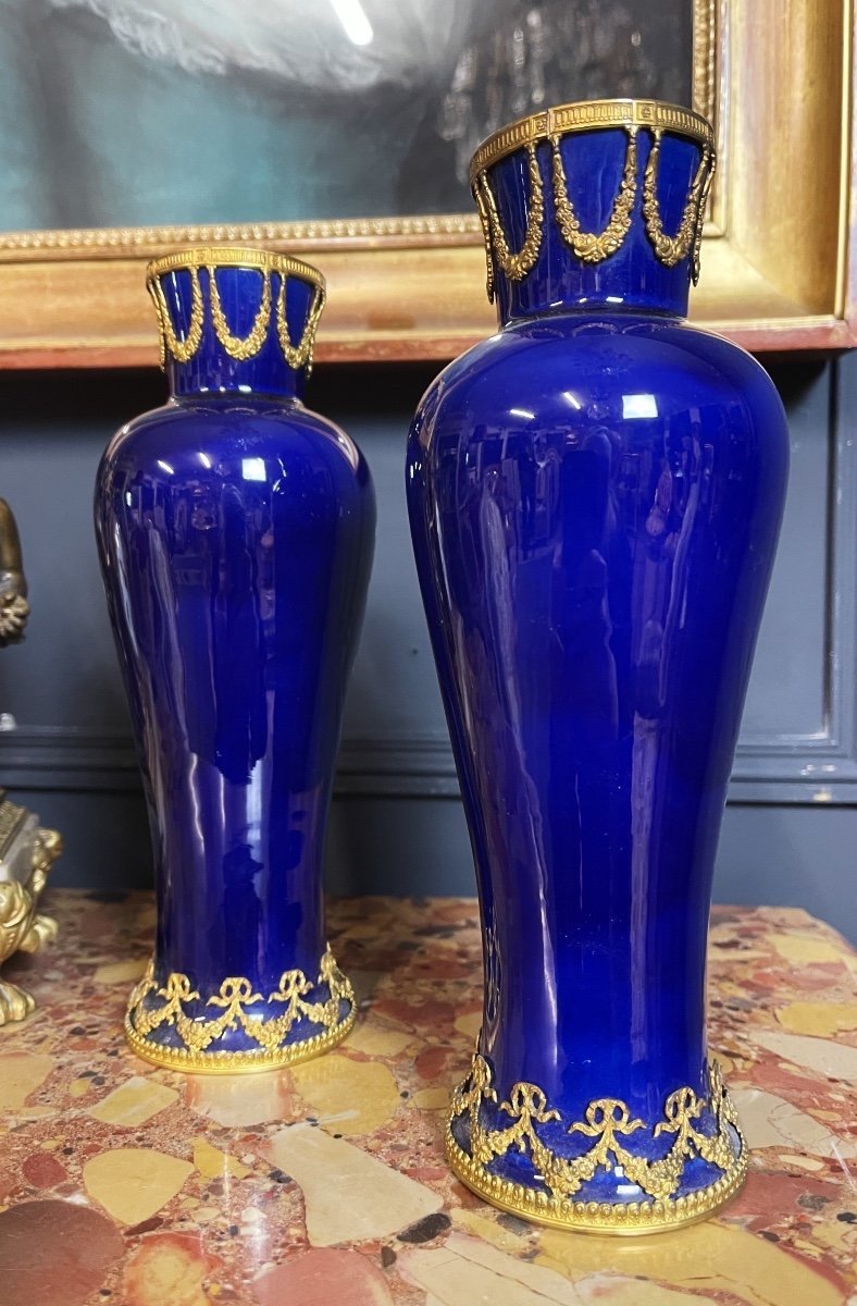 Pair Of Napoleon III Period Vases In Porcelain Decorated With Gilt Bronze