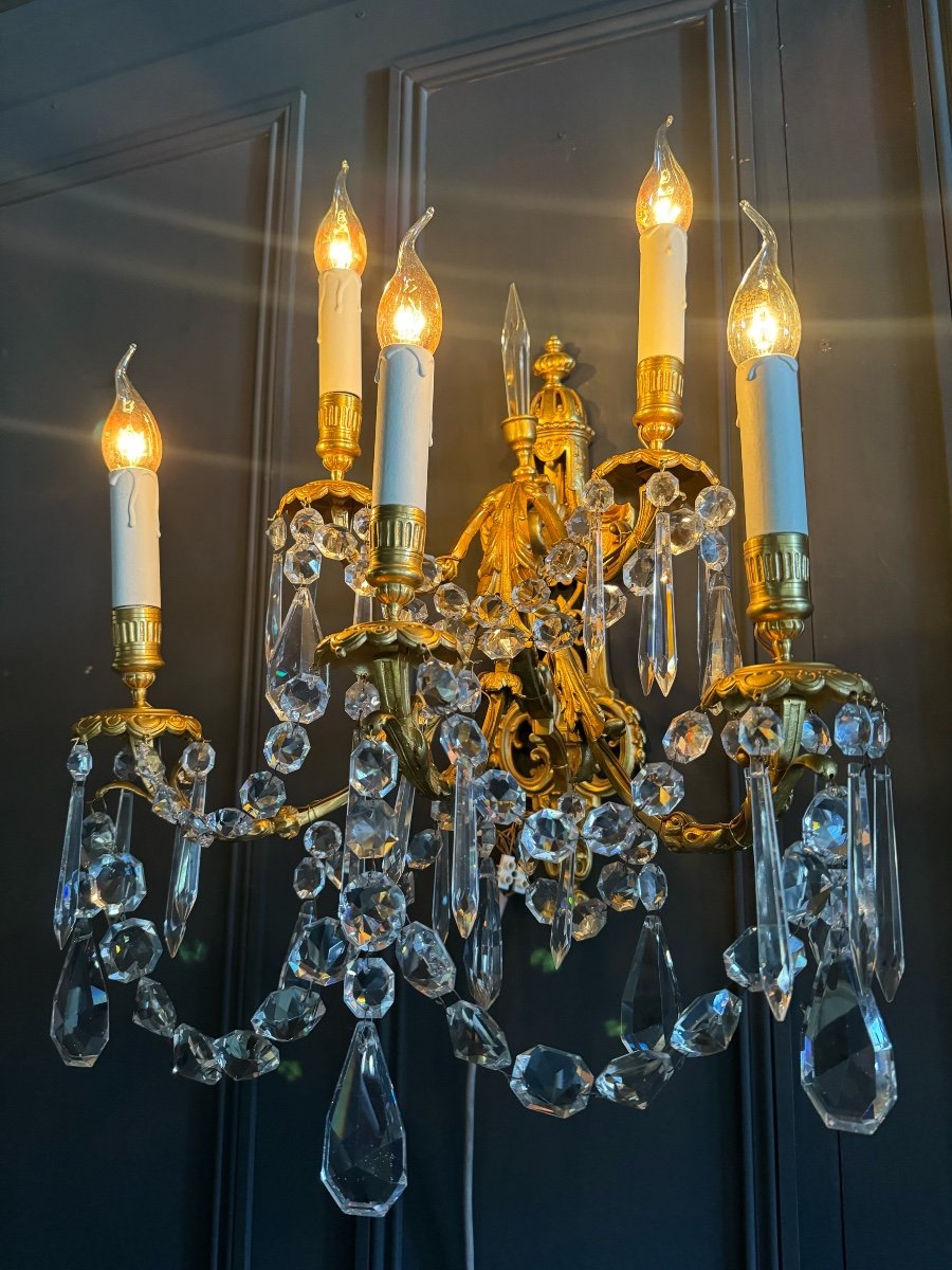 Paire D’appliques Luminaires Du XIXe En Bronze Doré Et Pampilles En Cristal De Style Louis XIV-photo-2