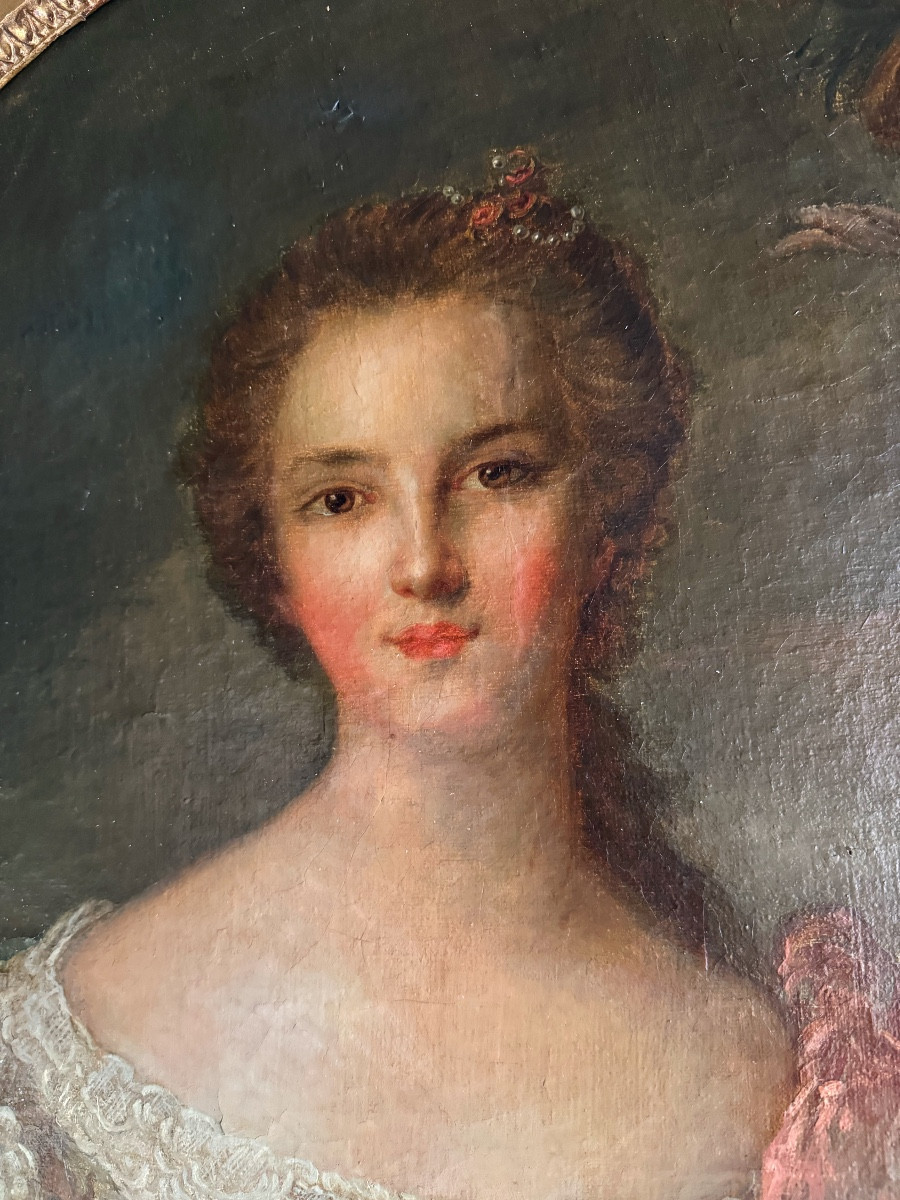 Portrait de la fin du XIXe siècle d'une jeune femme élégante dans son cadre-photo-4