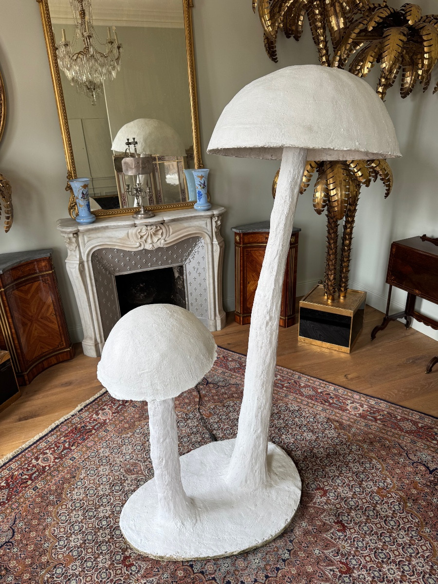 Large Cement And Plaster Floor Lamp From The 1980s In The Shape Of A Mushroom - 20th Century -photo-4
