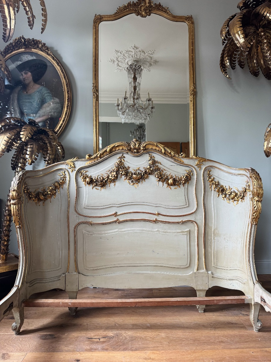 Lit d’époque Napoléon III en bois peint et doré de style Louis XV - XIXe siècle-photo-1