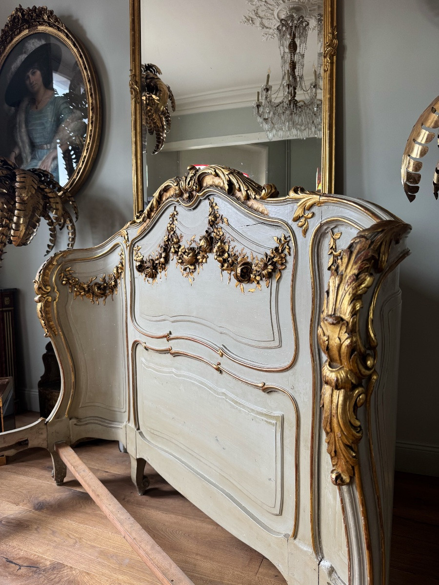 Lit d’époque Napoléon III en bois peint et doré de style Louis XV - XIXe siècle-photo-5