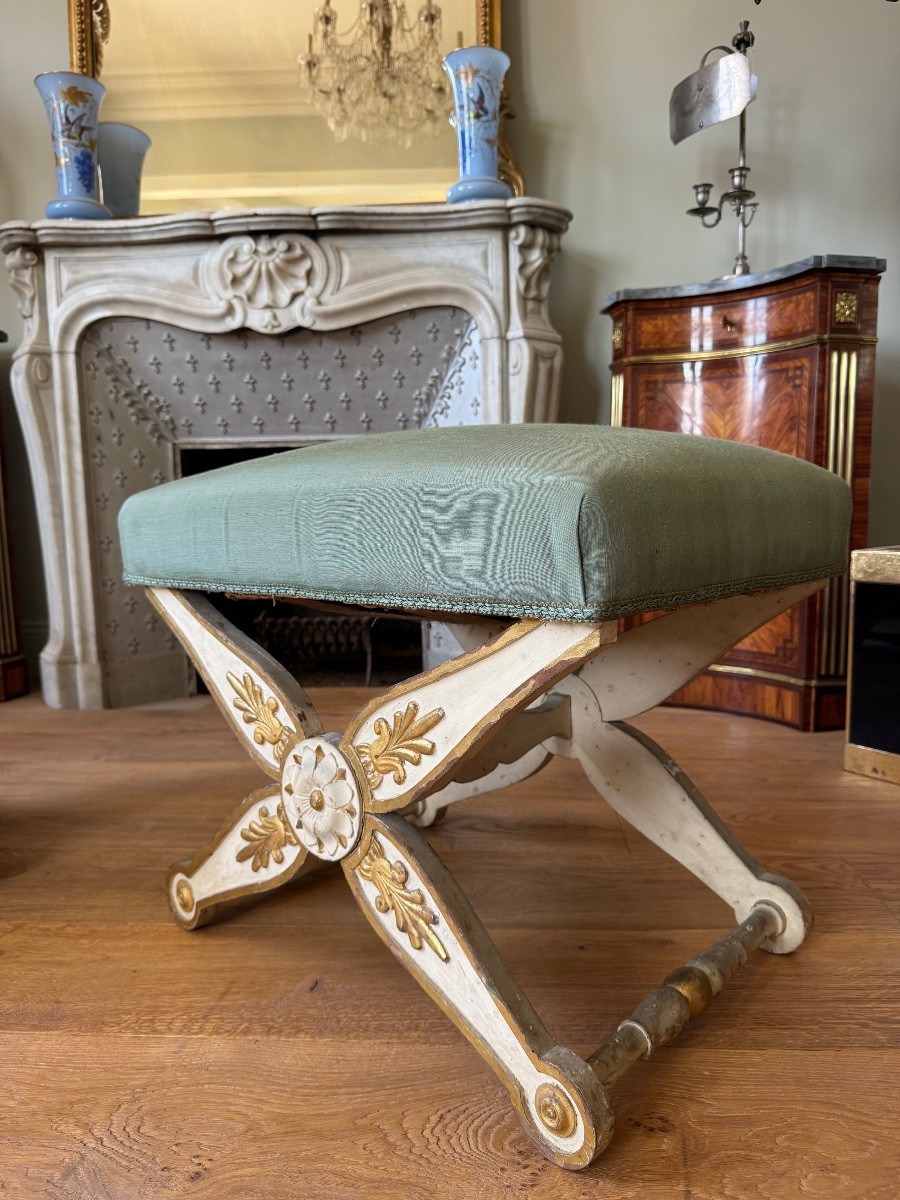 Pair Of Late 19th Century X-shaped Stools In Carved And Lacquered Wood -photo-3