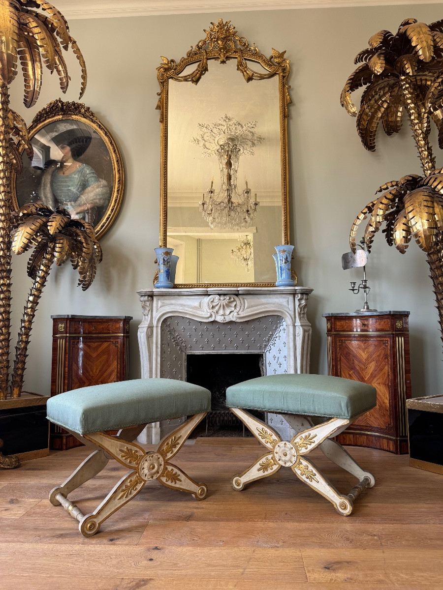 Pair Of Late 19th Century X-shaped Stools In Carved And Lacquered Wood -photo-8