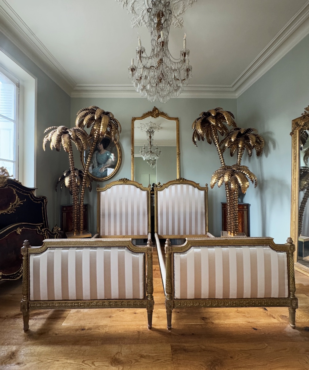 Pair Of Late 19th-century Louis XVI Style Giltwood Beds -photo-2