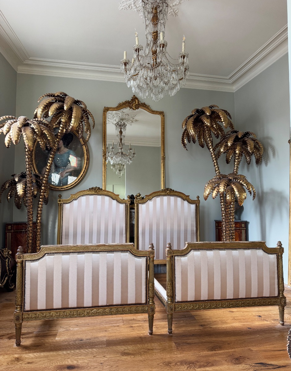 Pair Of Late 19th-century Louis XVI Style Giltwood Beds -photo-3