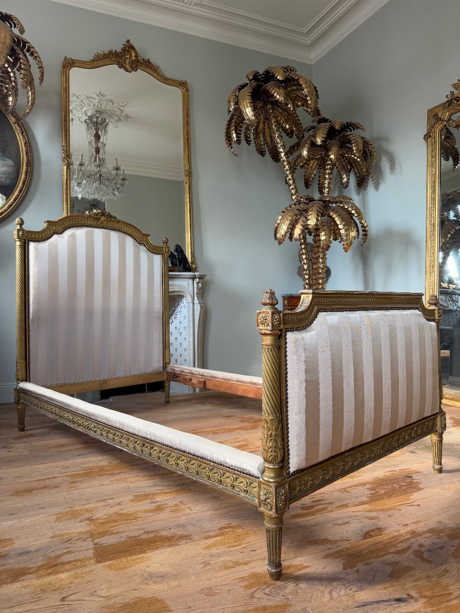 Pair Of Late 19th-century Louis XVI Style Giltwood Beds -photo-4
