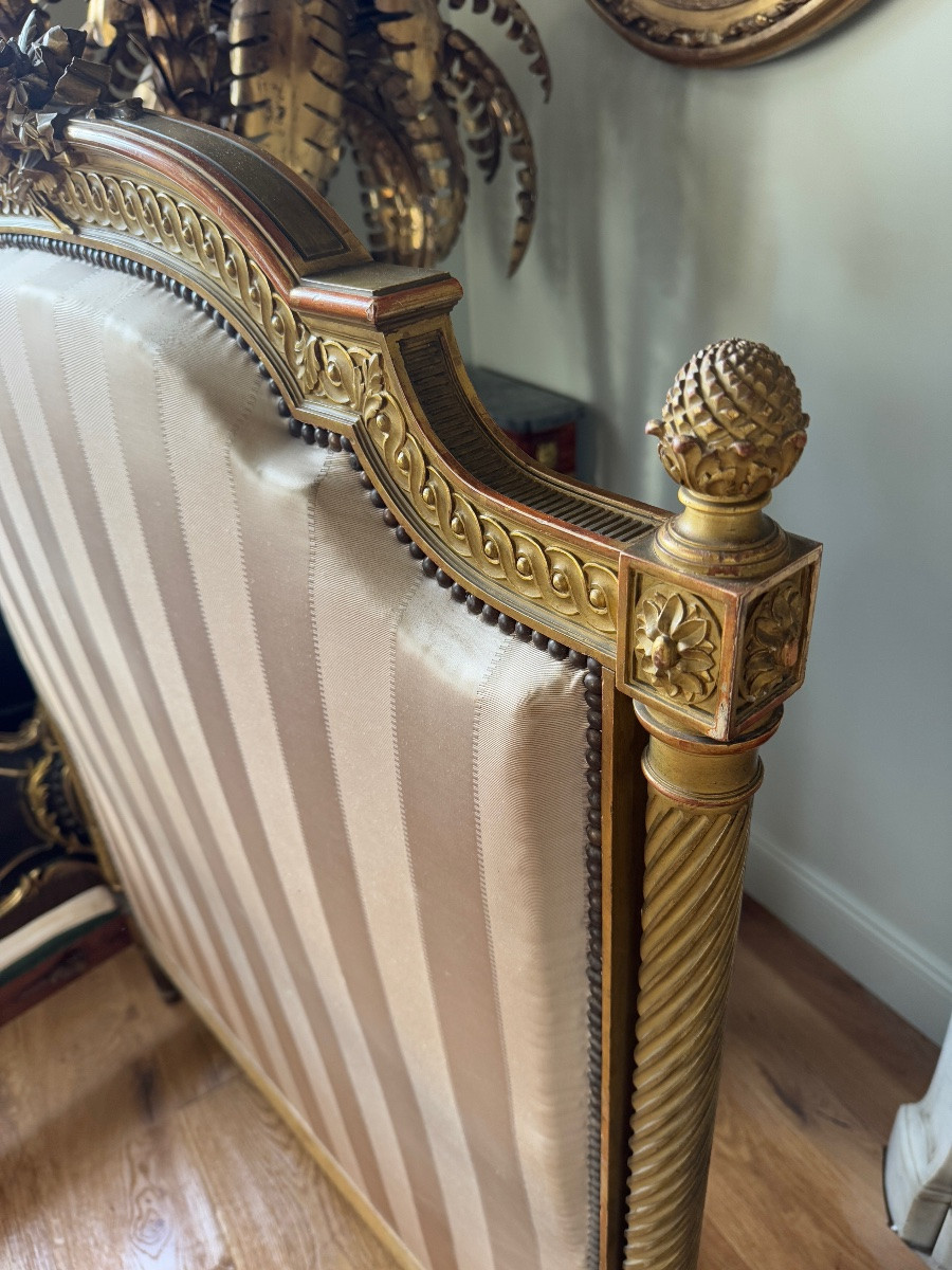 Pair Of Late 19th-century Louis XVI Style Giltwood Beds -photo-5