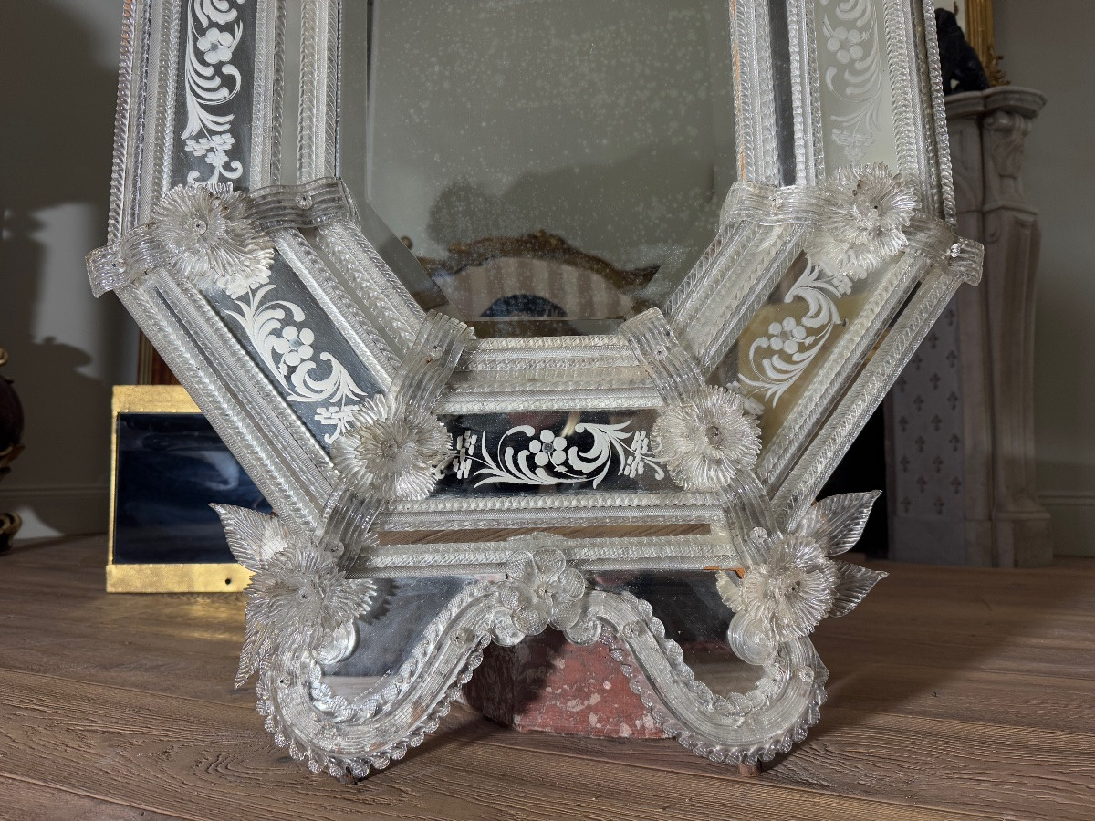 Miroir vénitien de la fin du XIXe siècle en verre gravé  (H134xL85cm)-photo-2