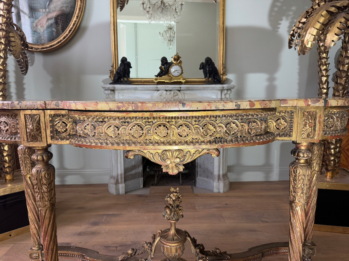 Console à 4 pieds de la fin du XIXe siècle en bois doré de style Louis XVI -photo-4