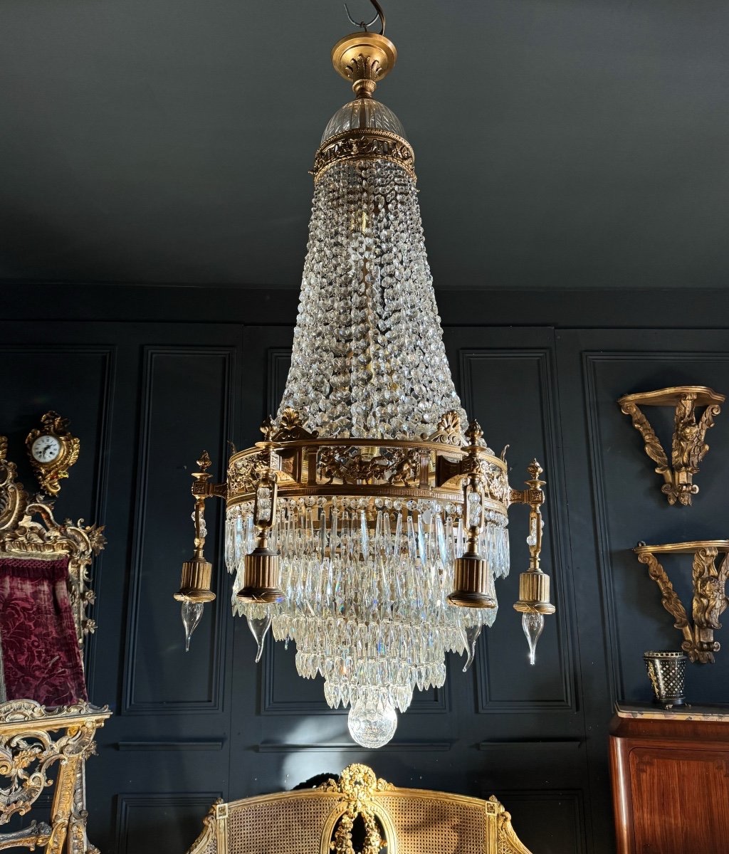 Lustre Du XIXe En Bronze Doré Et Pampilles En Cristal De Style Louis XVI - H125cm