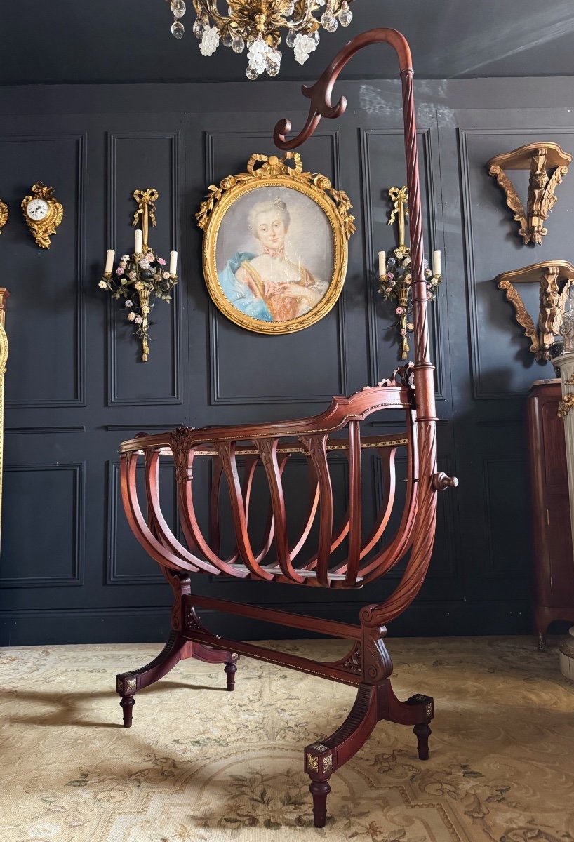 Berceau Du XIXe En acajou finement sculpté - belle qualité-photo-4
