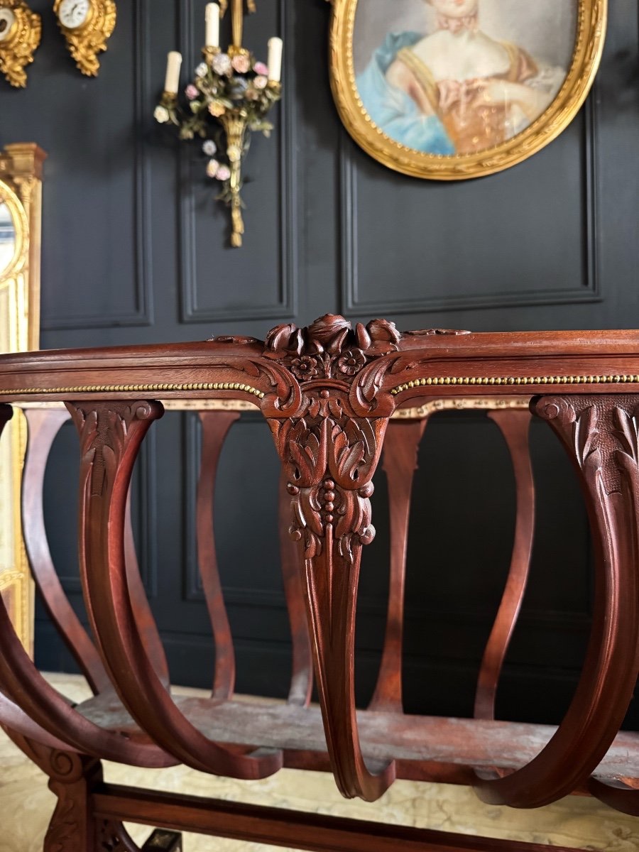 Berceau Du XIXe En acajou finement sculpté - belle qualité-photo-1