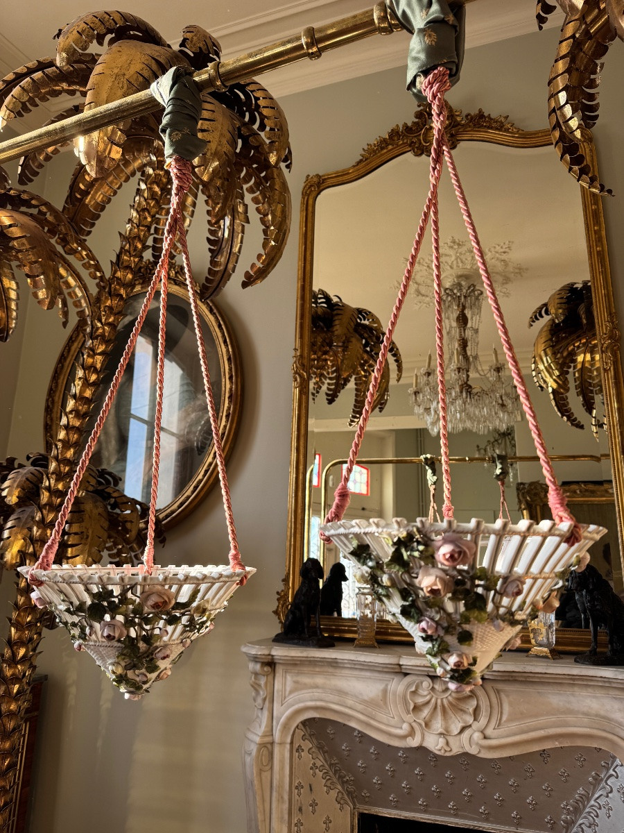 Paire de jardinières de la fin du XIXe siècle en porcelaine allemande -photo-3