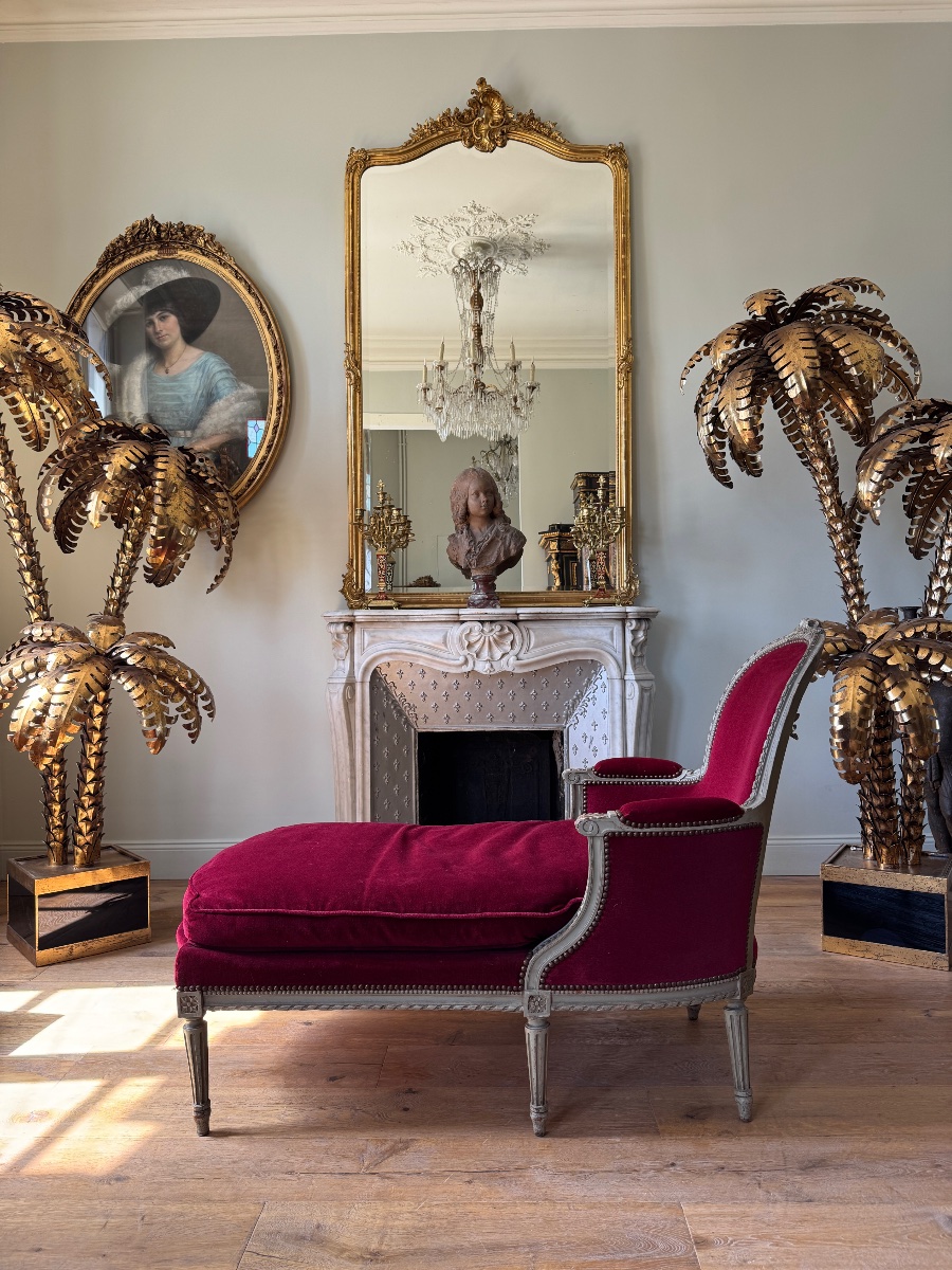 A Napoleon III-era Chaise Longue Made Of Painted And Carved Wood In The Louis XVI Style-photo-3