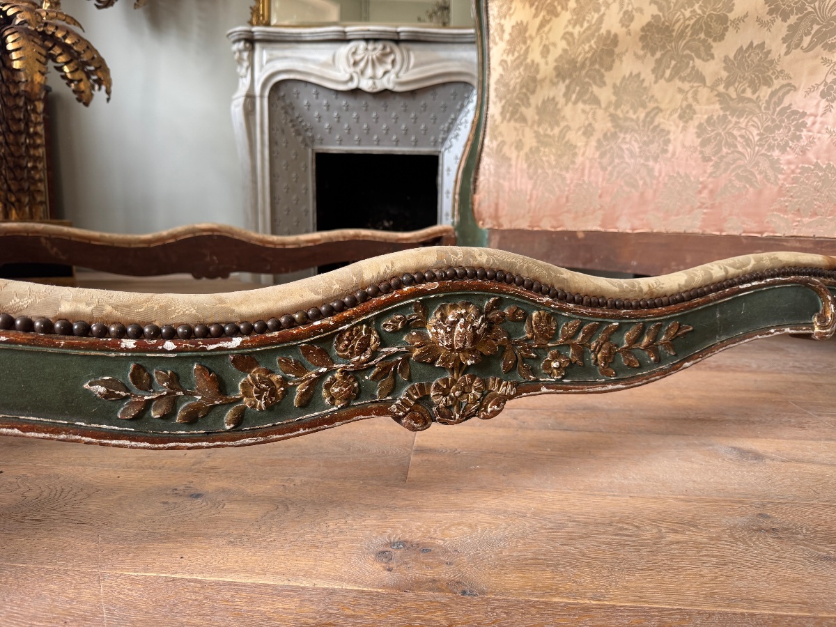 Lit de la fin du XIXe siècle en bois peint et doré de style Louis XV -photo-5