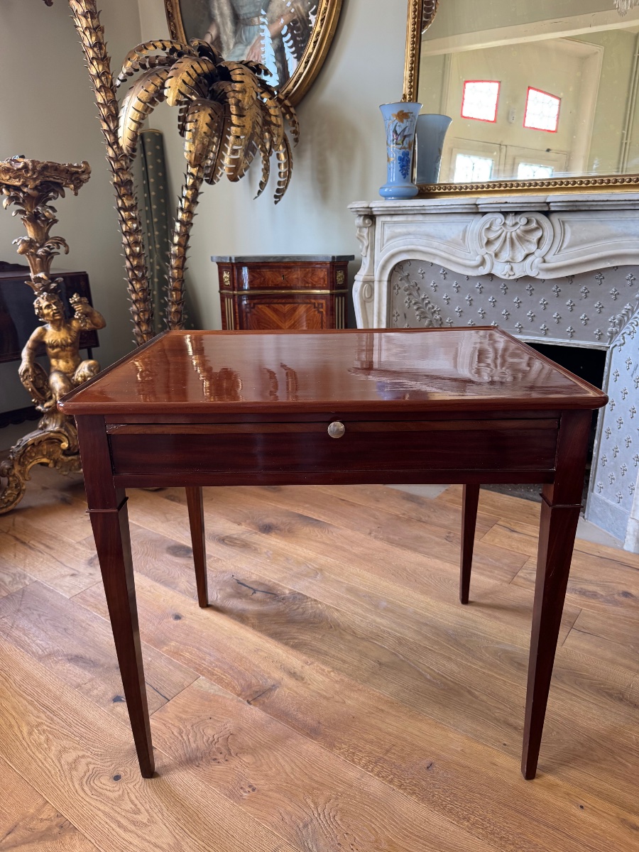 18th-century Mahogany Writing Desk -photo-4