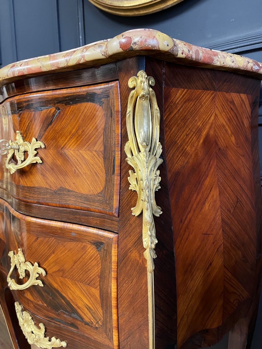 Maison Millet : Commode Sauteuse d'époque Napoléon III En Marqueterie De Style Louis XV-photo-3