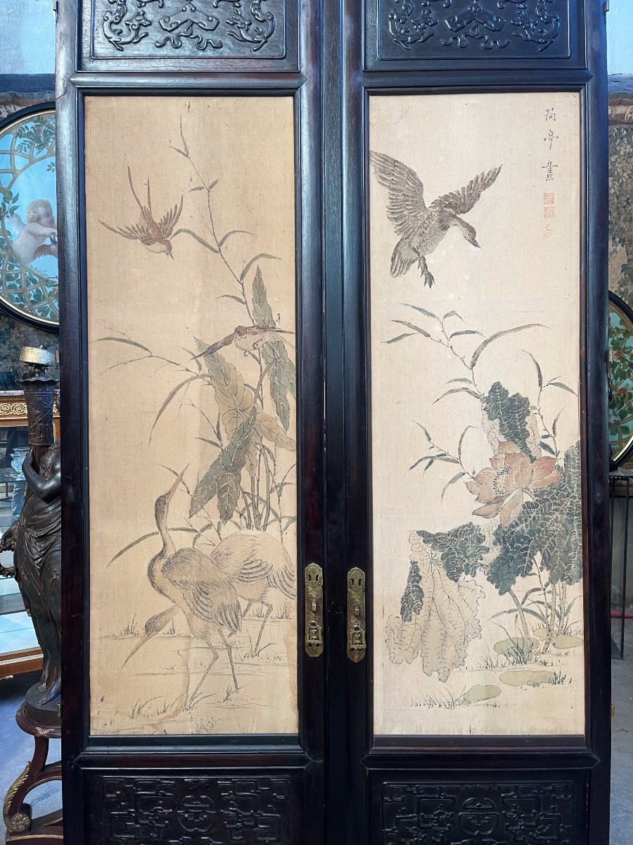 Paire De Portes Chinoises Du XIXe Ornée De Deux Paires De Peintures Sur Soie-photo-1