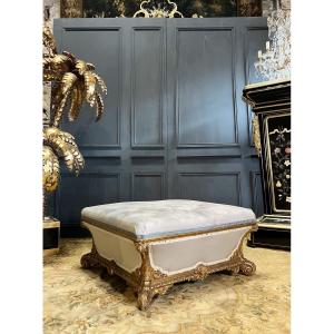 Large Pouf / Napoleon III Period Coffee Table In Golden Wood - Nineteenth