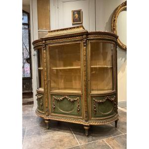 Vitrine Du XIXe En Bois Peint Et Doré De Style Louis XVI 