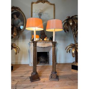 Paire de lampes du XVIIIe en forme de colonnes corinthiennes