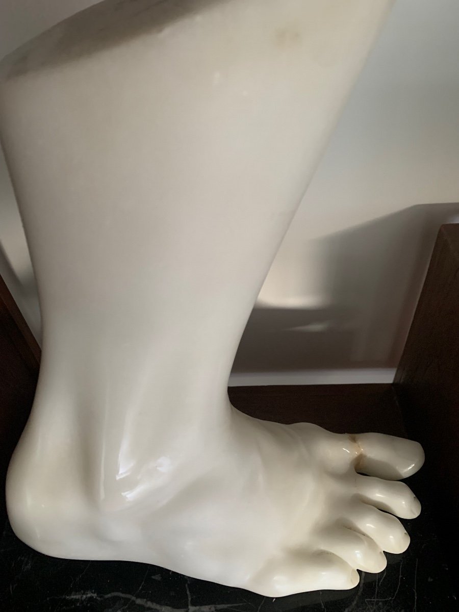 Grand Tour Souvenir Carrara Marble Leg -photo-1