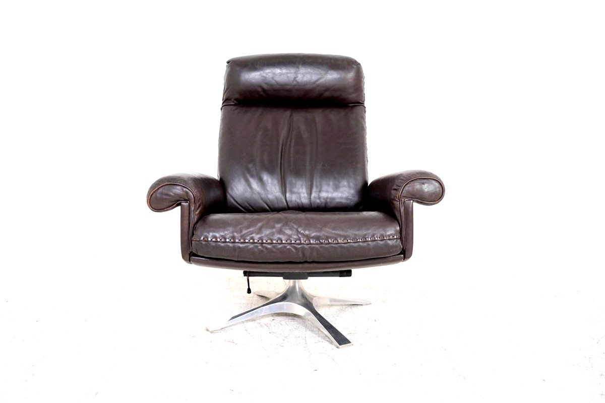 Swivel Armchair From Sède “ds 31” Dating From The 70s