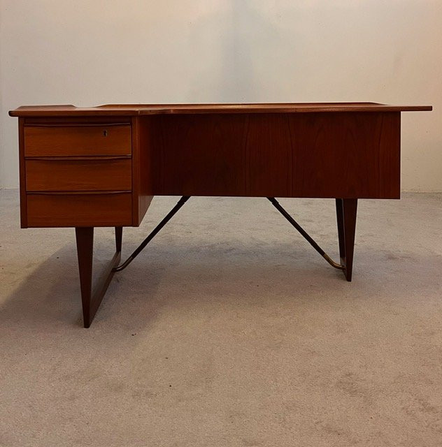 Office Of Peter Lovig Nielsen Published By Hedensted Mobelfabrik, Made In Denmark.  -photo-6