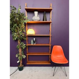 Modular Shelving Unit “royal System” By Poul Cadovius, Dating From The 1950s.