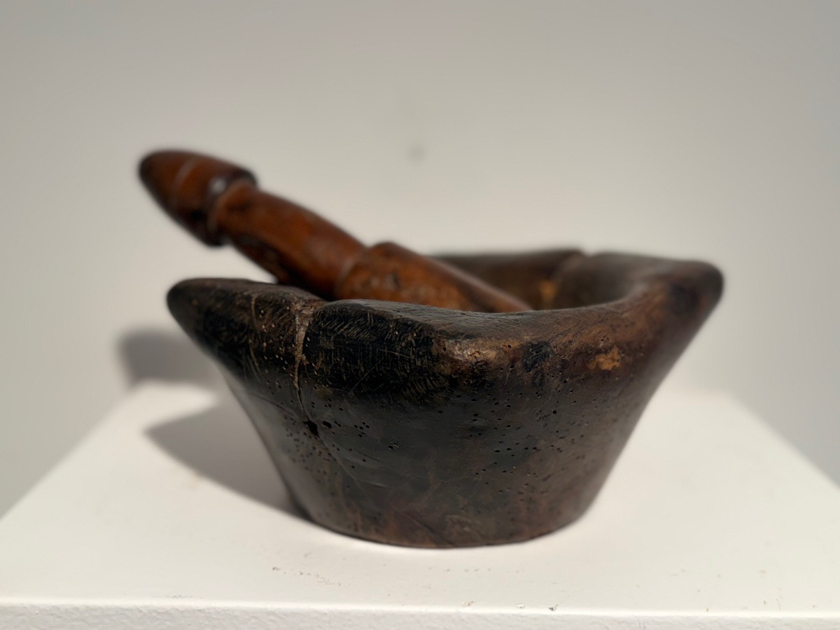 Ancien mortier en bois-photo-1