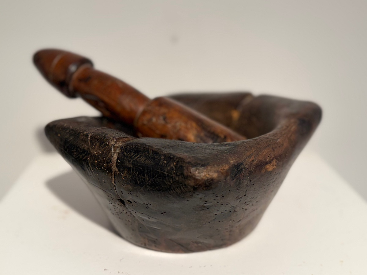 Ancien mortier en bois-photo-2