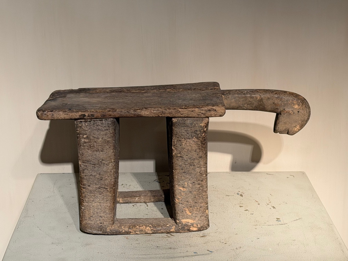Tabouret Africain ancien-photo-1