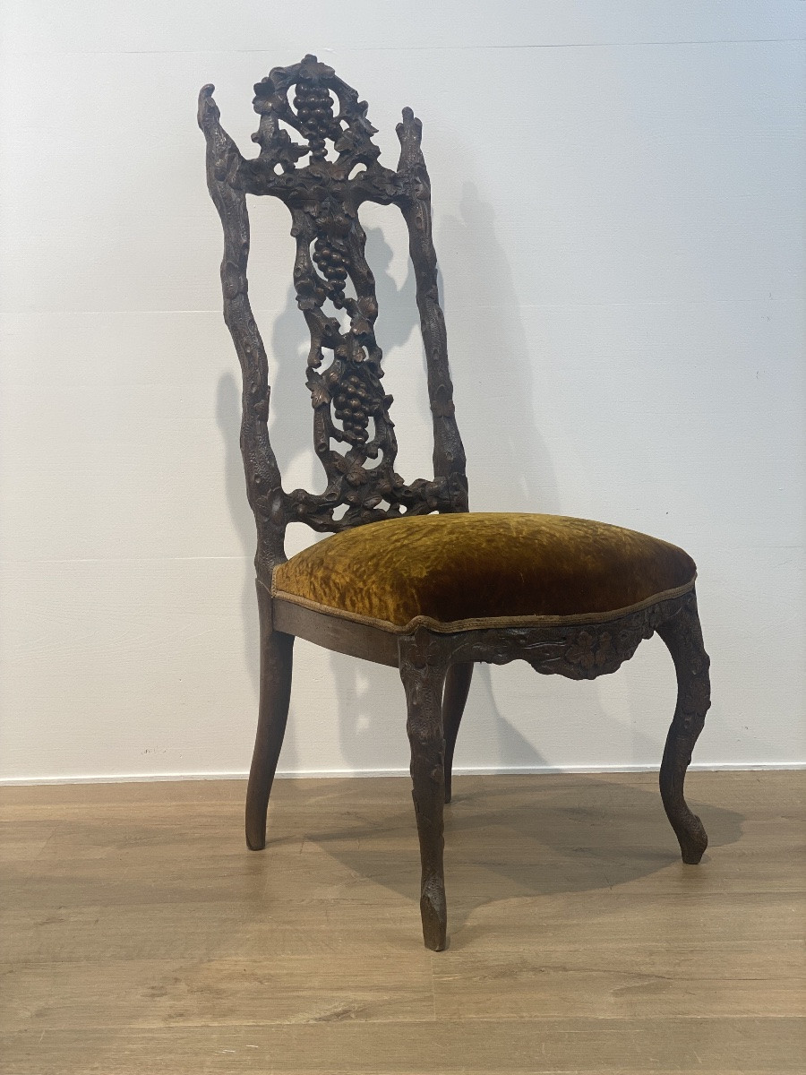 Chaise a motifs de vigne-photo-1