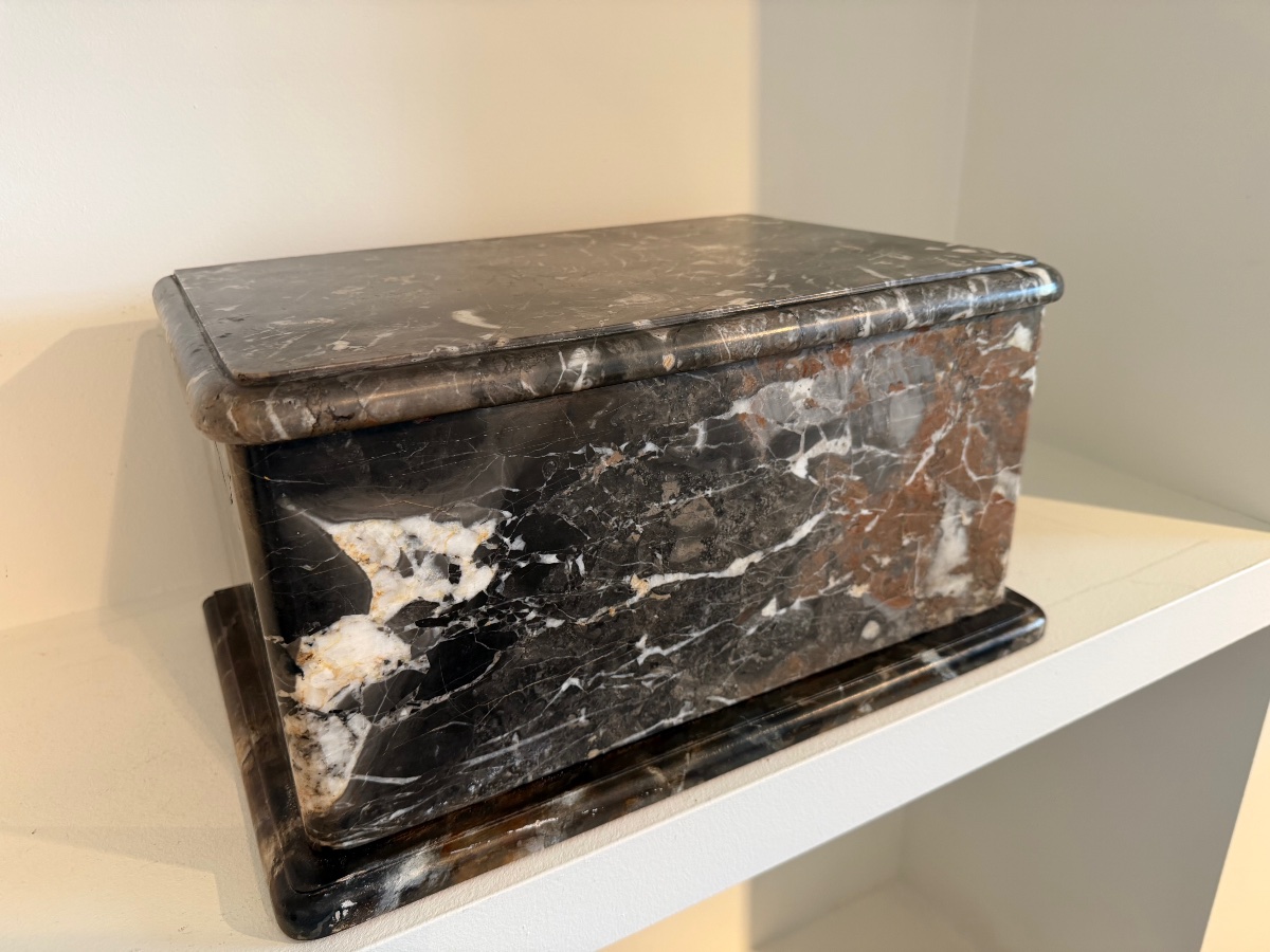 Marble Soccle-photo-3