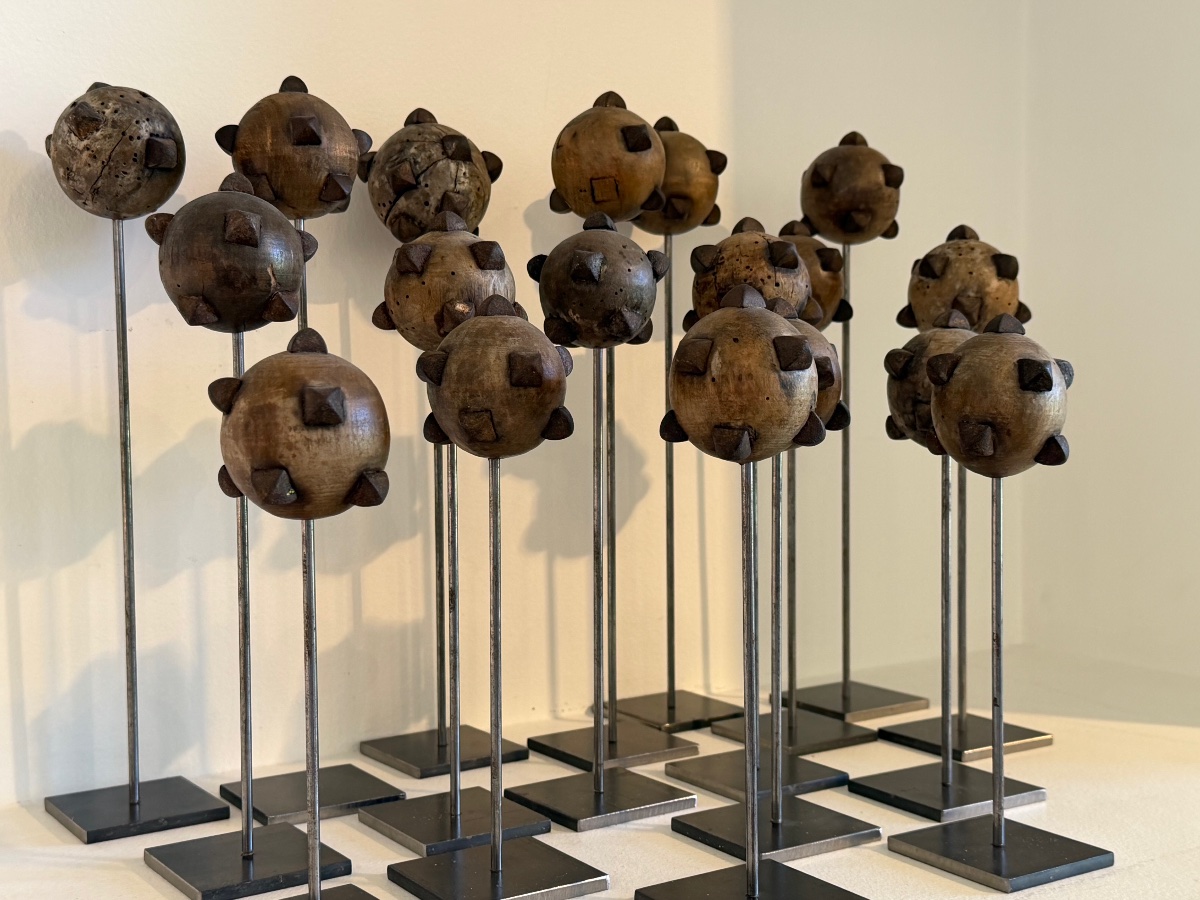 Collection Of Decorative Objects-photo-3