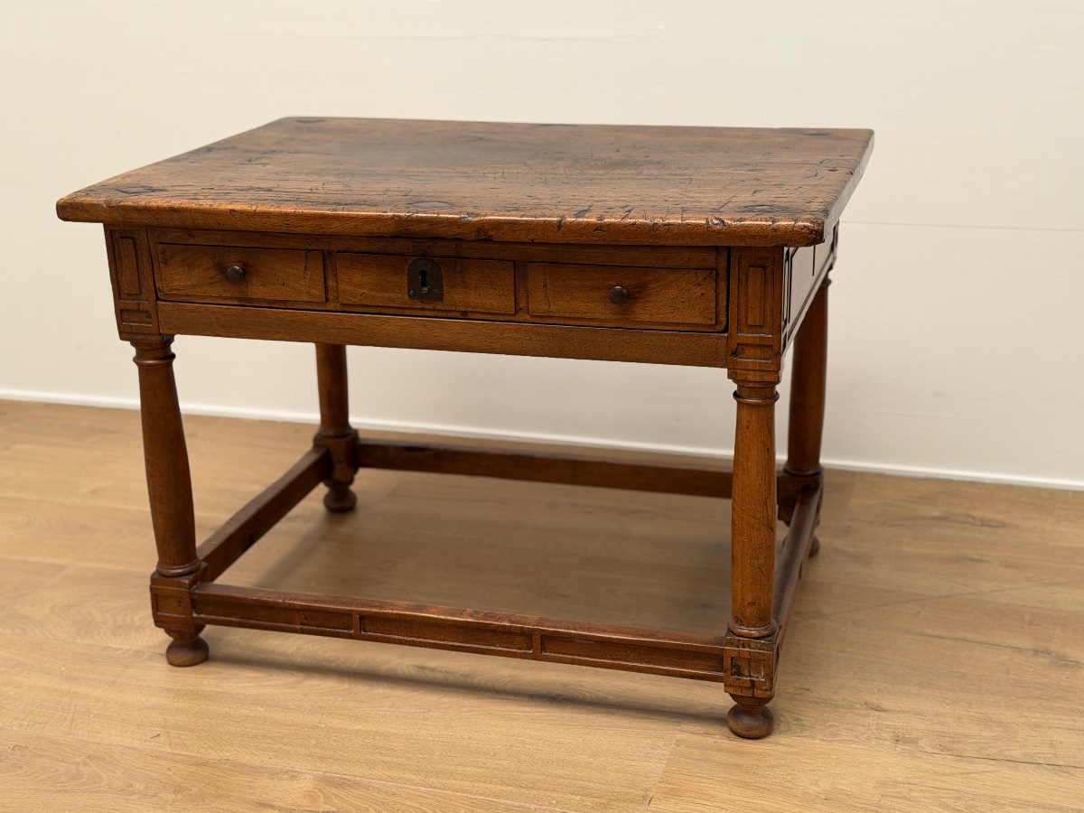 Coffee Table-photo-2