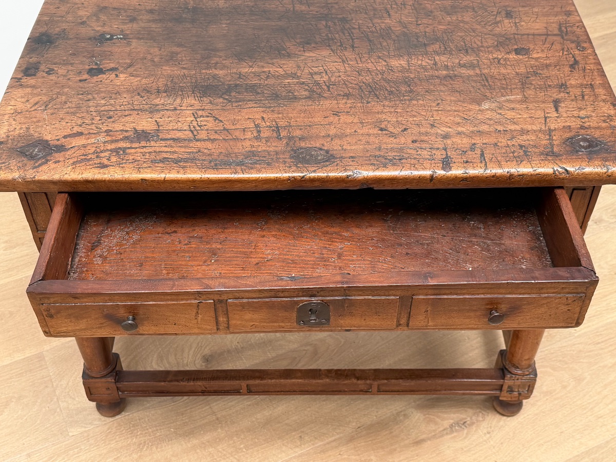 Coffee Table-photo-5
