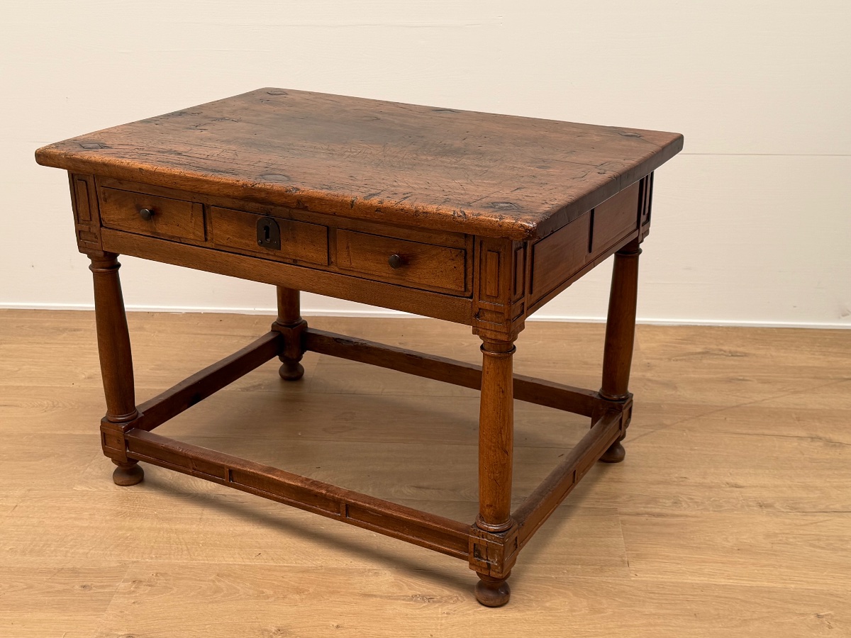 Coffee Table-photo-6