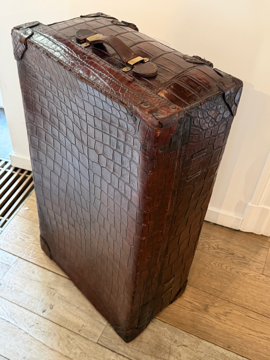 Antique Suitcase-photo-3