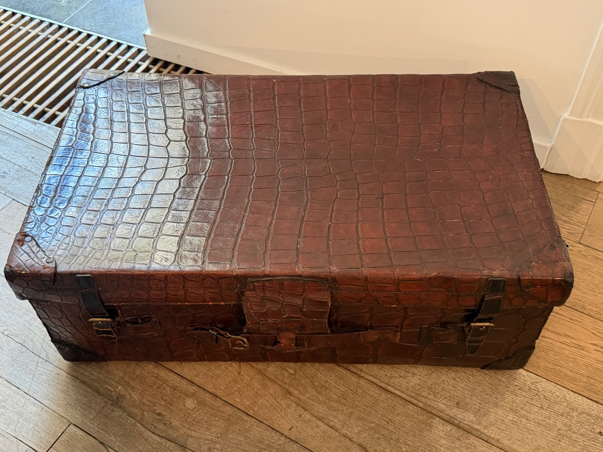 Antique Suitcase-photo-7