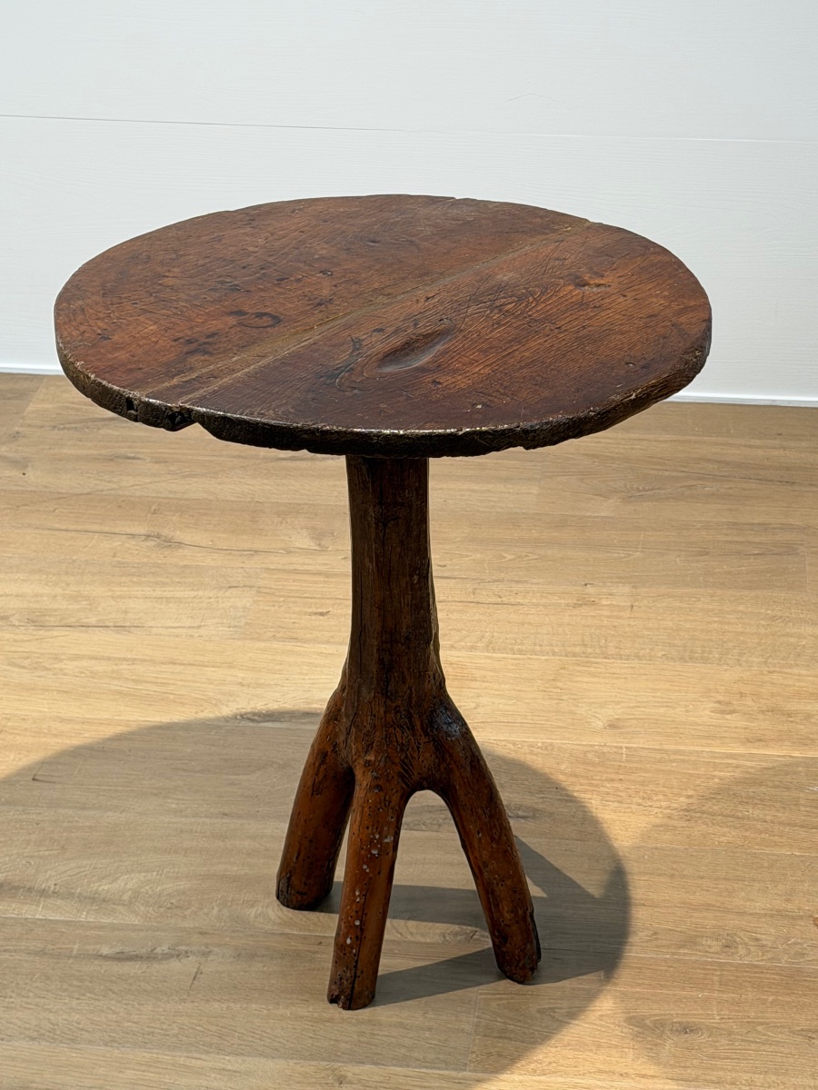 Primitive Table-photo-4